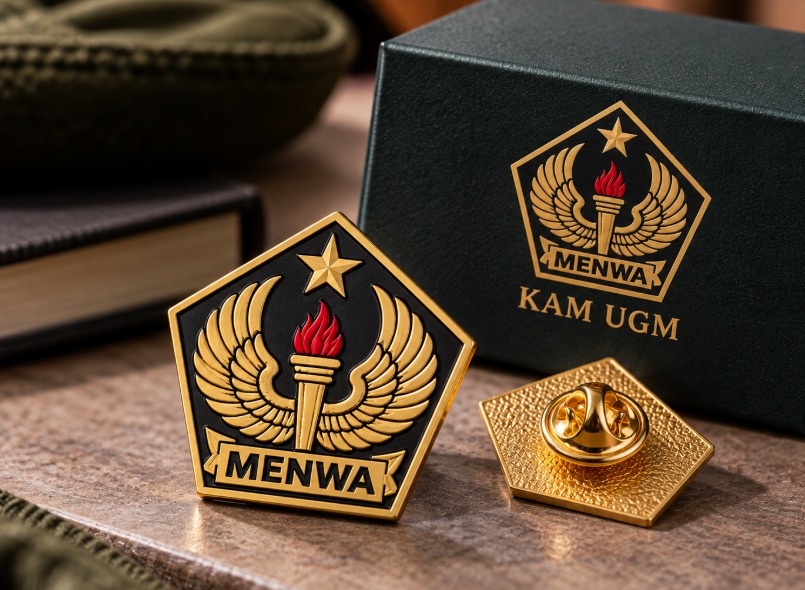 Pin Logam Lencana Menwa